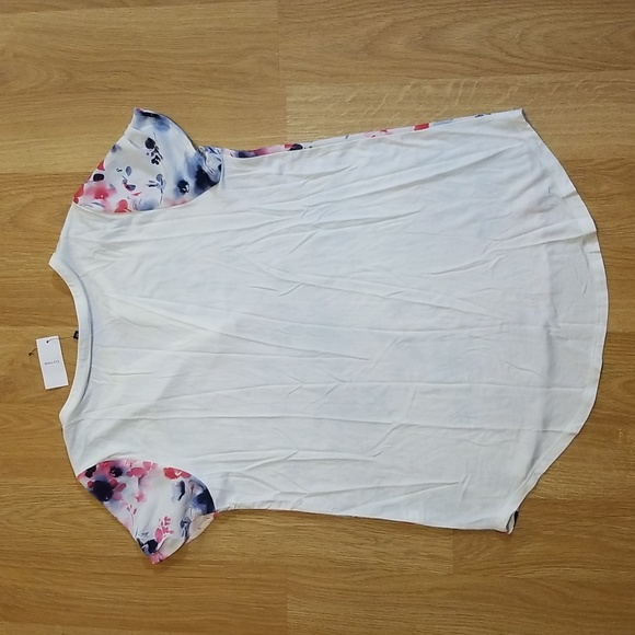 RW&CO white short sleeve floral print blouse small NWT - Picture 8 of 10